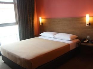 Classique Hotel Сингапур Екстериор снимка